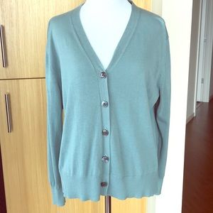J crew sweater in a moss color. Perfect condition